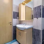 فيلة Avra House *