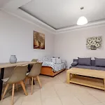 Avra House Вилла *