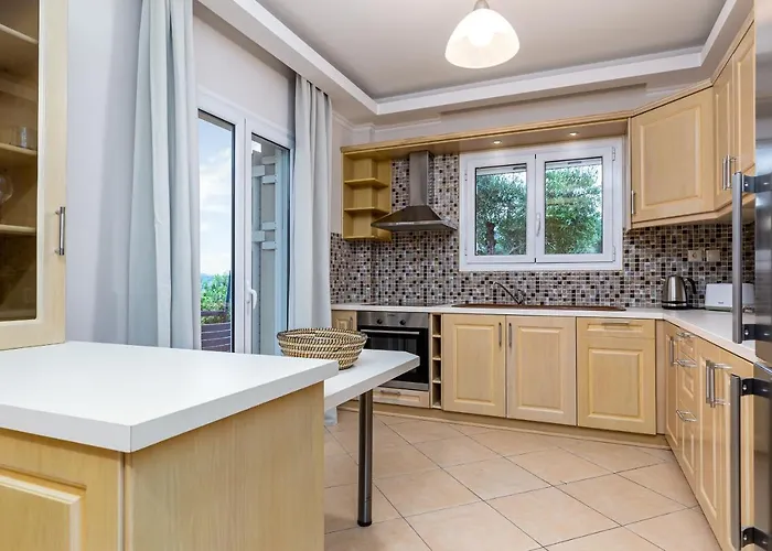 Avra House Villa