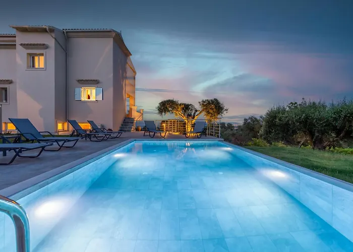 Villa Avra House *
